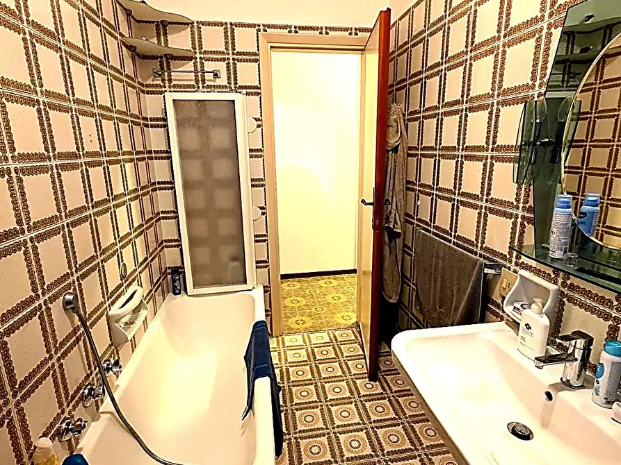 Immagine 19 di Appartamento in vendita  a Camaiore