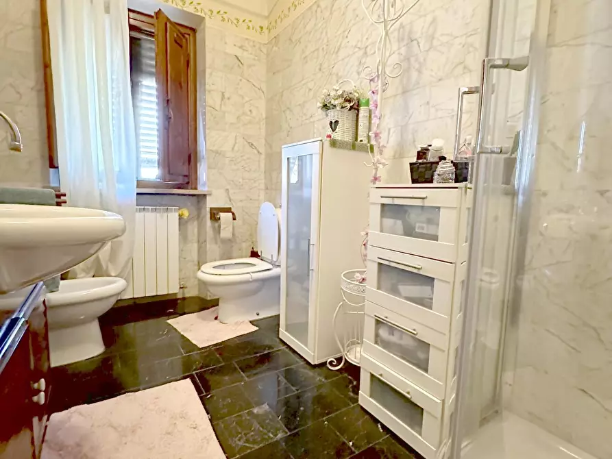 Immagine 30 di Casa semindipendente in vendita  a Capannori