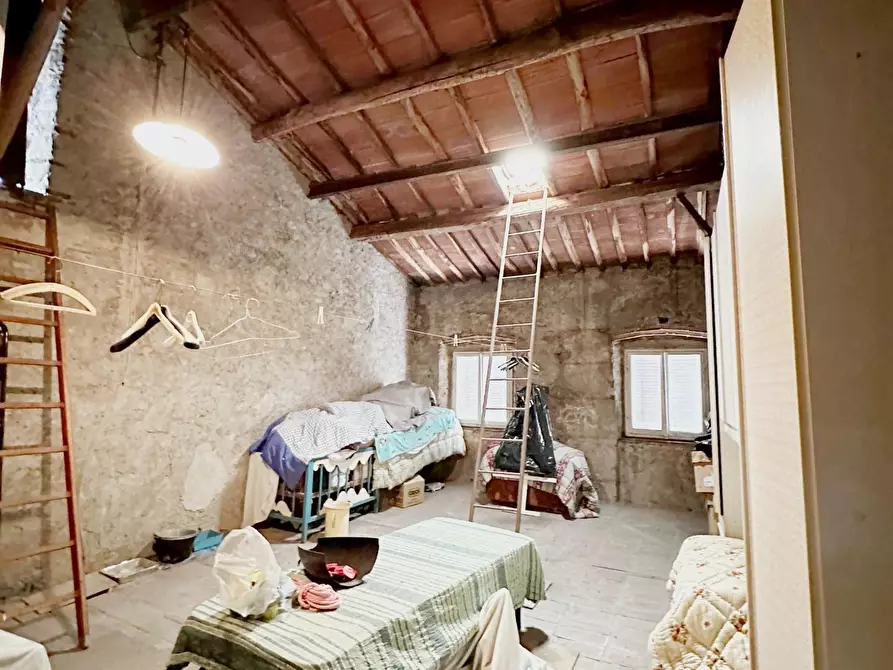 Immagine 19 di Casa semindipendente in vendita  a Capannori