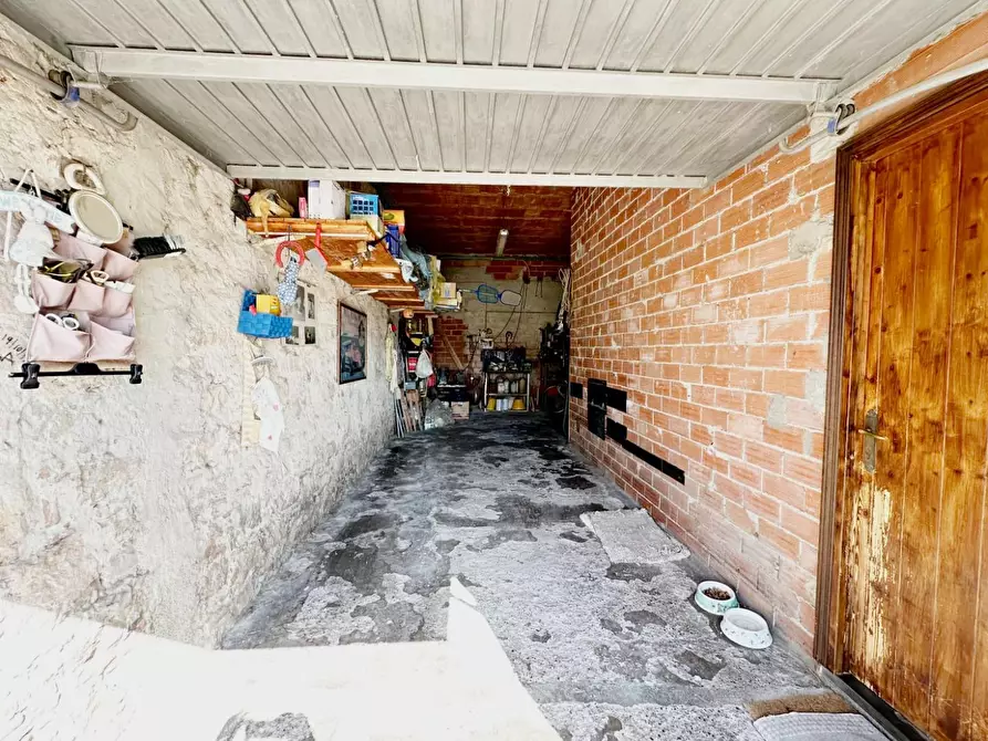 Immagine 31 di Casa semindipendente in vendita  a Capannori