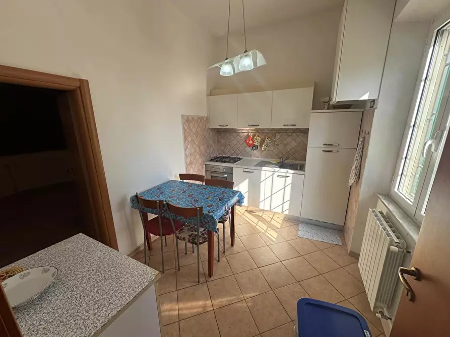 Immagine 5 di Appartamento in vendita  a Rosignano Marittimo