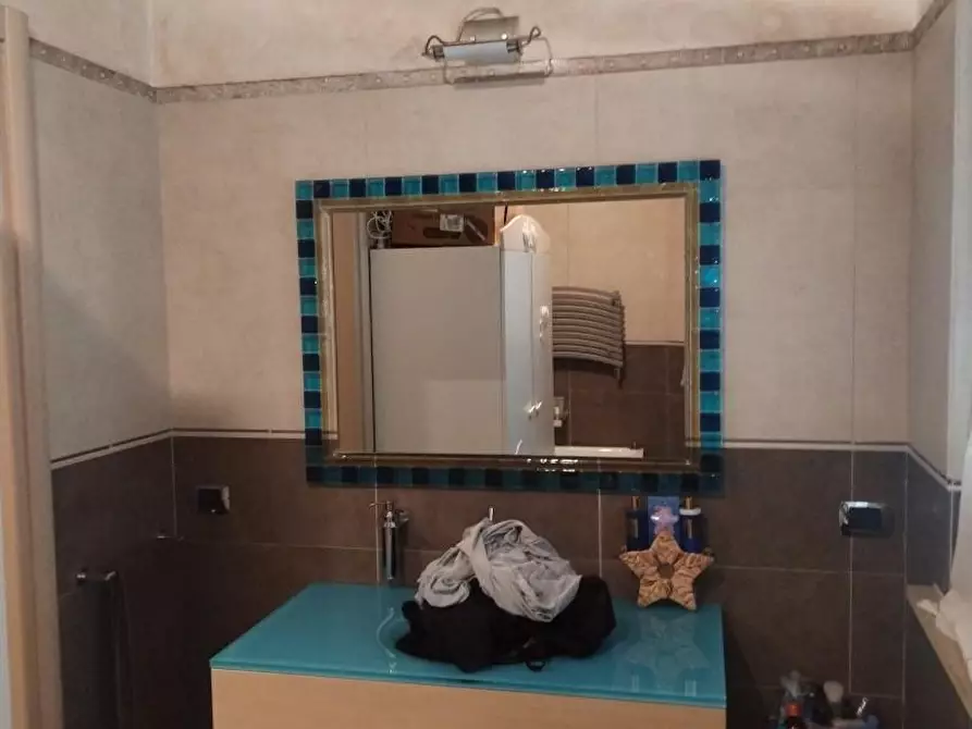 Immagine 18 di Terratetto in vendita  a Massa