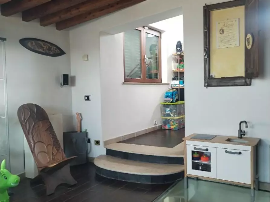 Immagine 23 di Terratetto in vendita  a Massa