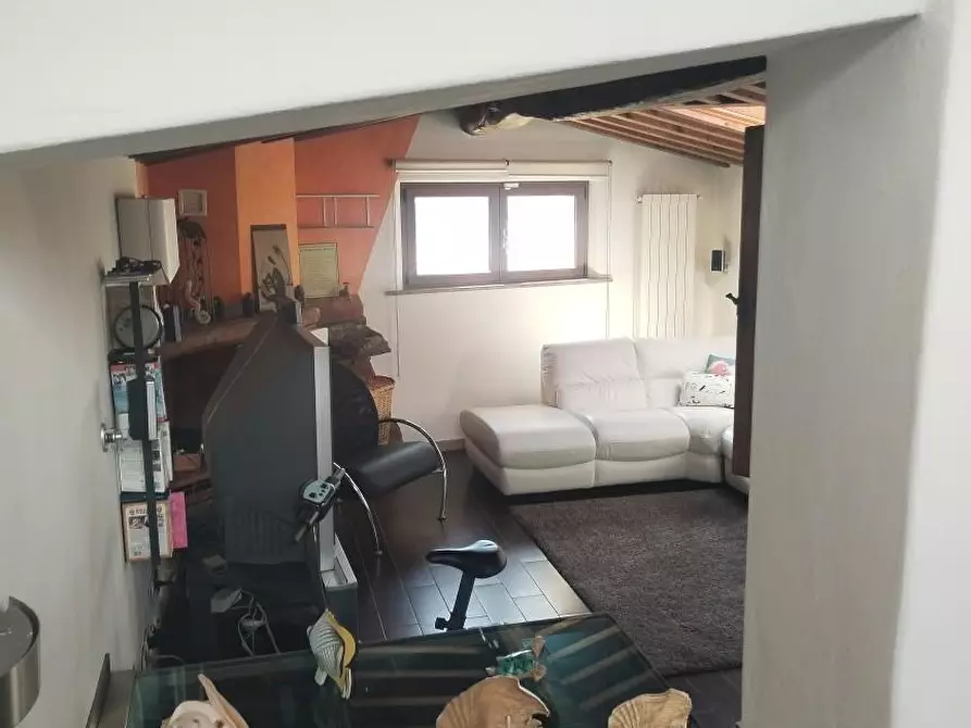 Immagine 26 di Terratetto in vendita  a Massa