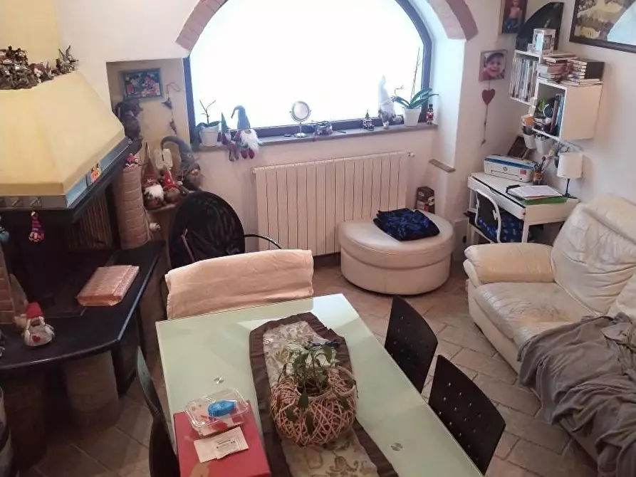 Immagine 3 di Terratetto in vendita  a Massa