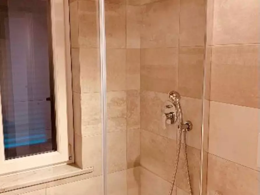 Immagine 5 di Appartamento in affitto  a Fosdinovo