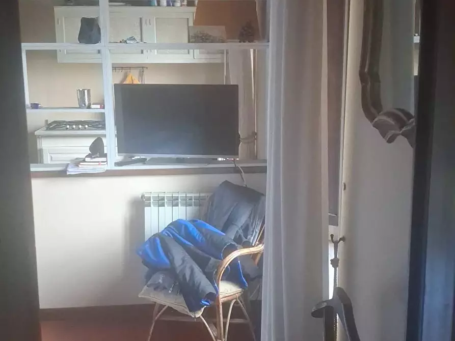 Immagine 14 di Appartamento in affitto  a Lucca