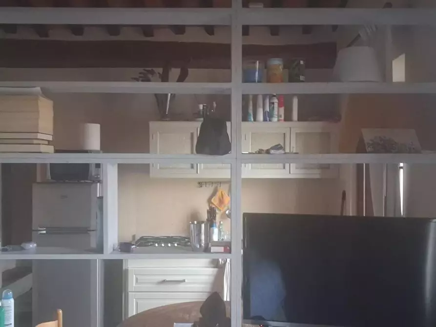 Immagine 10 di Appartamento in affitto  a Lucca