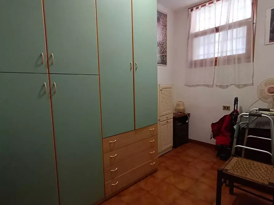 Immagine 11 di Appartamento in vendita  a Viareggio