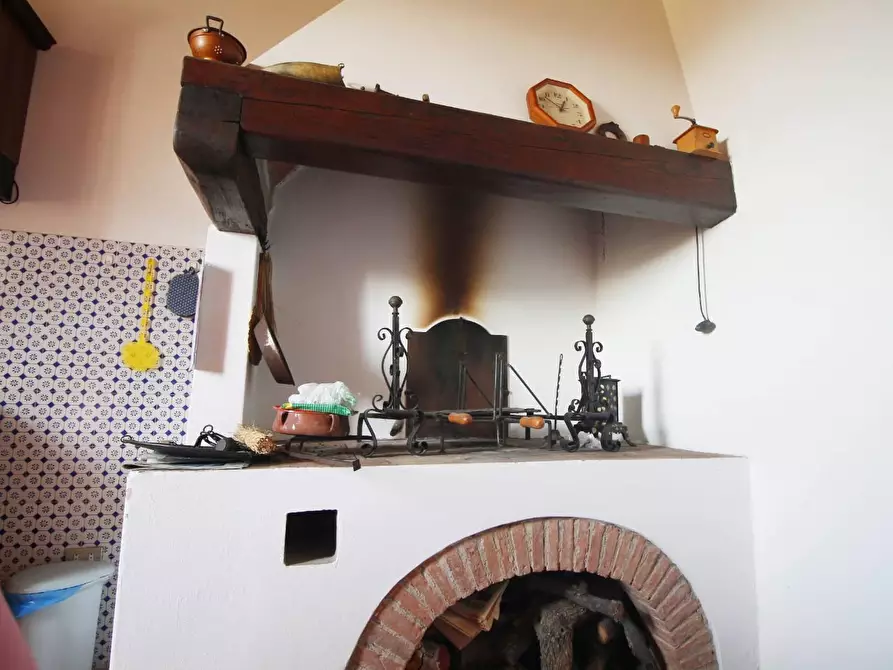 Immagine 13 di Casa colonica in vendita  a Capraia E Limite
