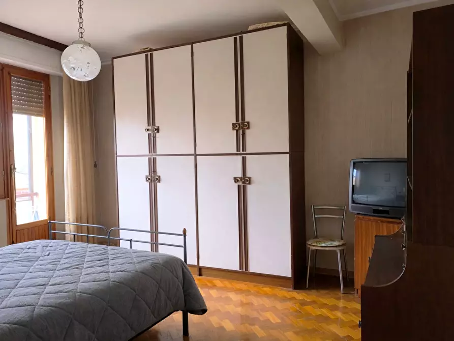 Immagine 13 di Appartamento in vendita  a Siena