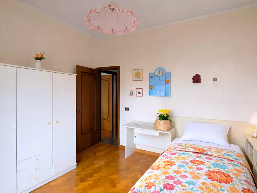 Immagine 10 di Appartamento in vendita  a Siena