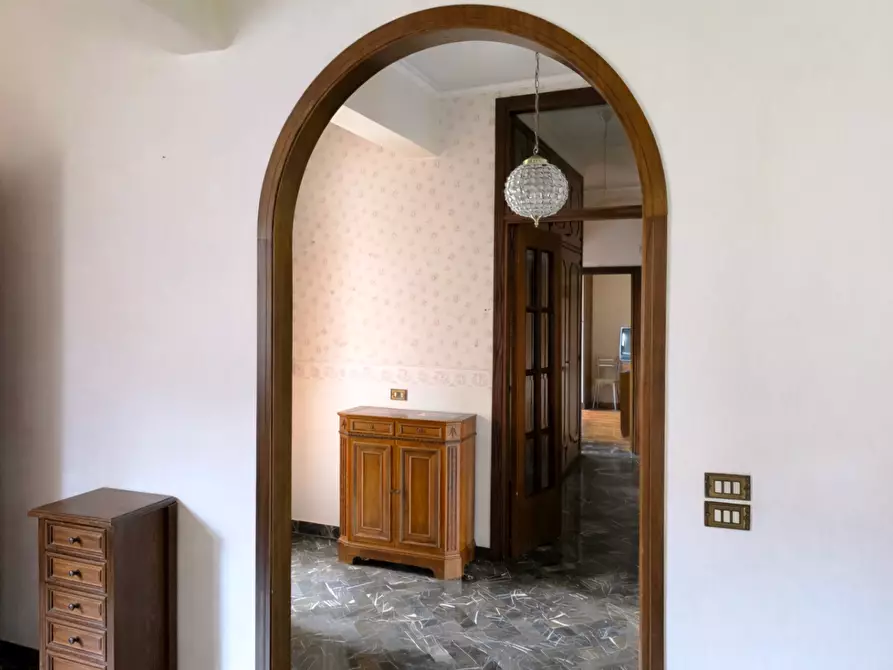 Immagine 6 di Appartamento in vendita  a Siena