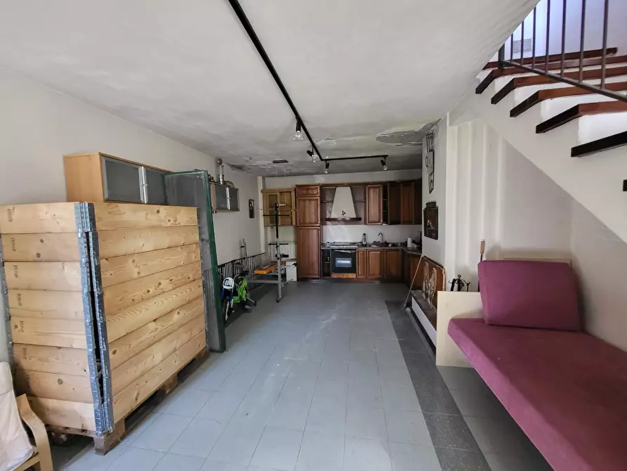 Immagine 18 di Appartamento in vendita  a Cascina