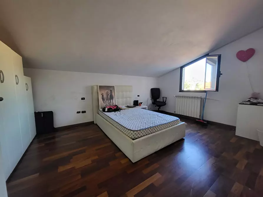 Immagine 11 di Appartamento in vendita  a Cascina