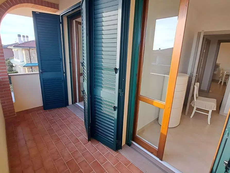 Immagine 14 di Appartamento in vendita  a Rosignano Marittimo