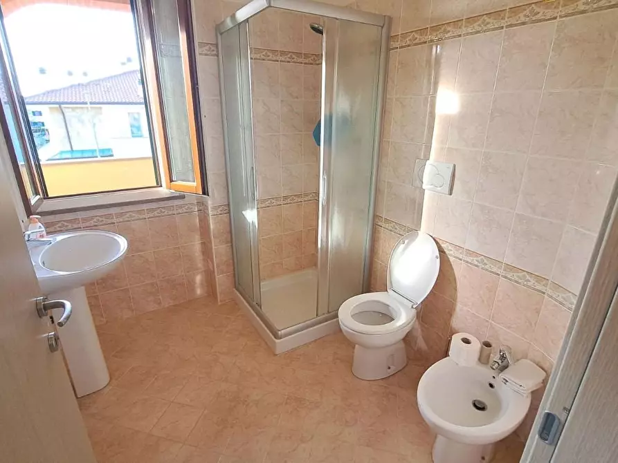 Immagine 11 di Appartamento in vendita  a Rosignano Marittimo