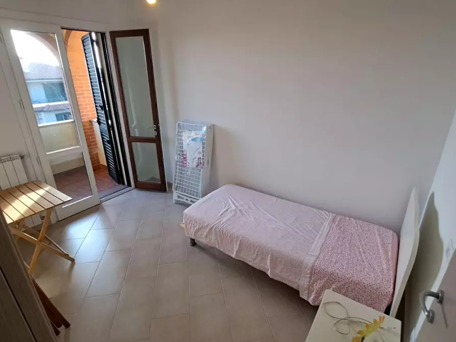 Immagine 9 di Appartamento in vendita  a Rosignano Marittimo