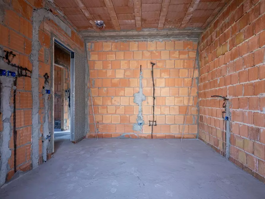 Immagine 35 di Casa bifamiliare in vendita  a Cascina