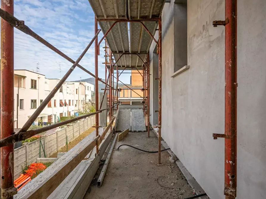 Immagine 33 di Casa bifamiliare in vendita  a Cascina