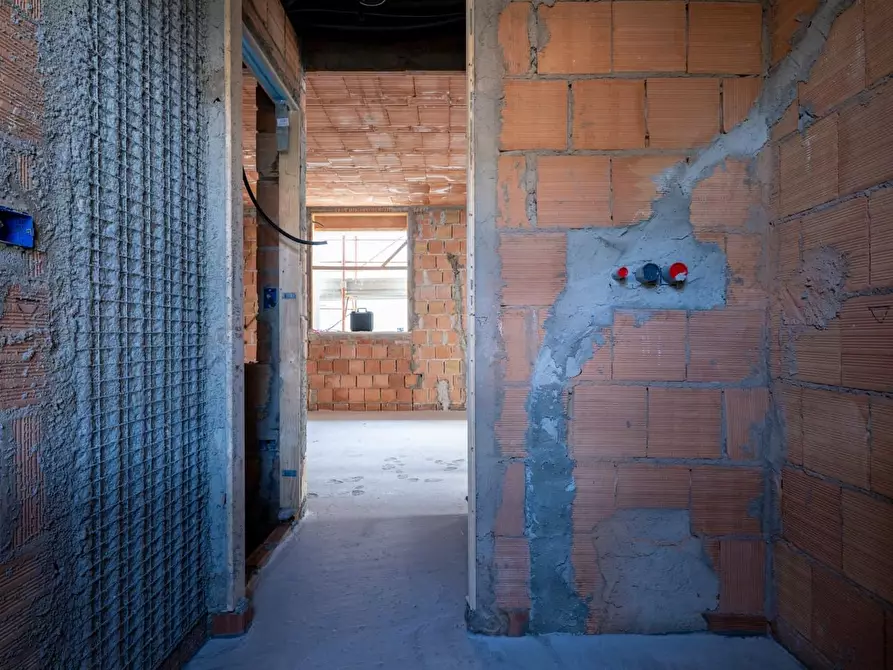 Immagine 23 di Casa bifamiliare in vendita  a Cascina