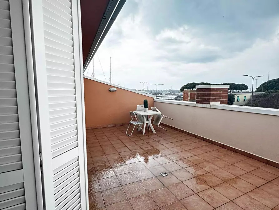 Immagine 15 di Appartamento in affitto  a Livorno