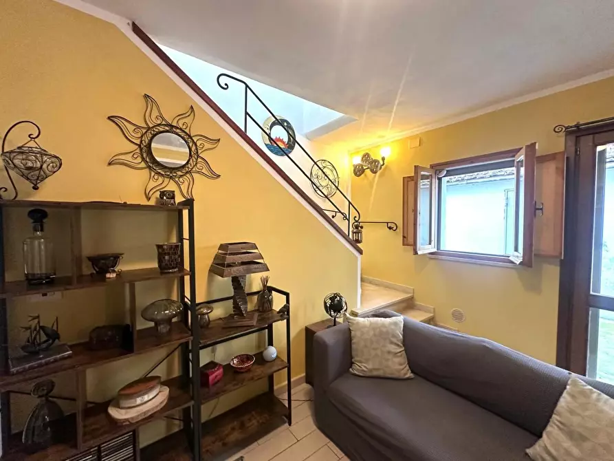 Immagine 18 di Appartamento in vendita  a Empoli