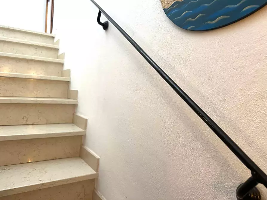 Immagine 6 di Appartamento in vendita  a Empoli