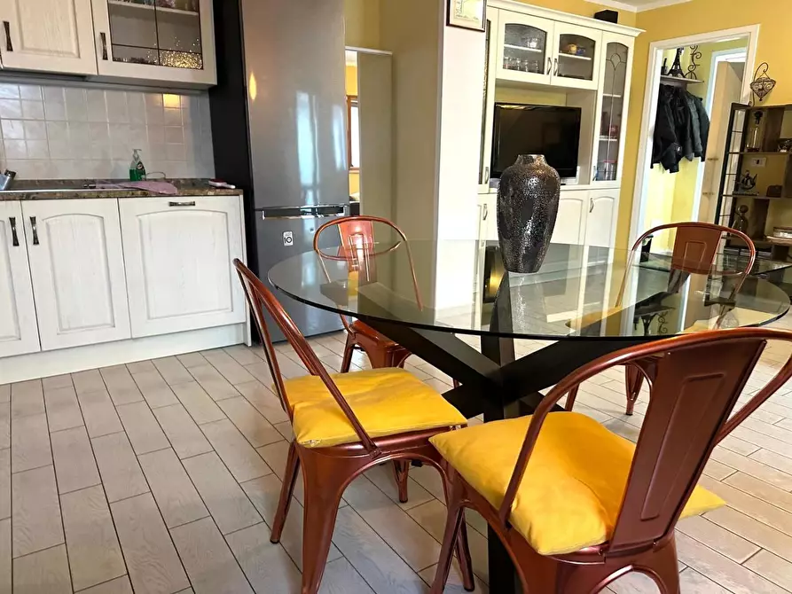 Immagine 11 di Appartamento in vendita  a Empoli