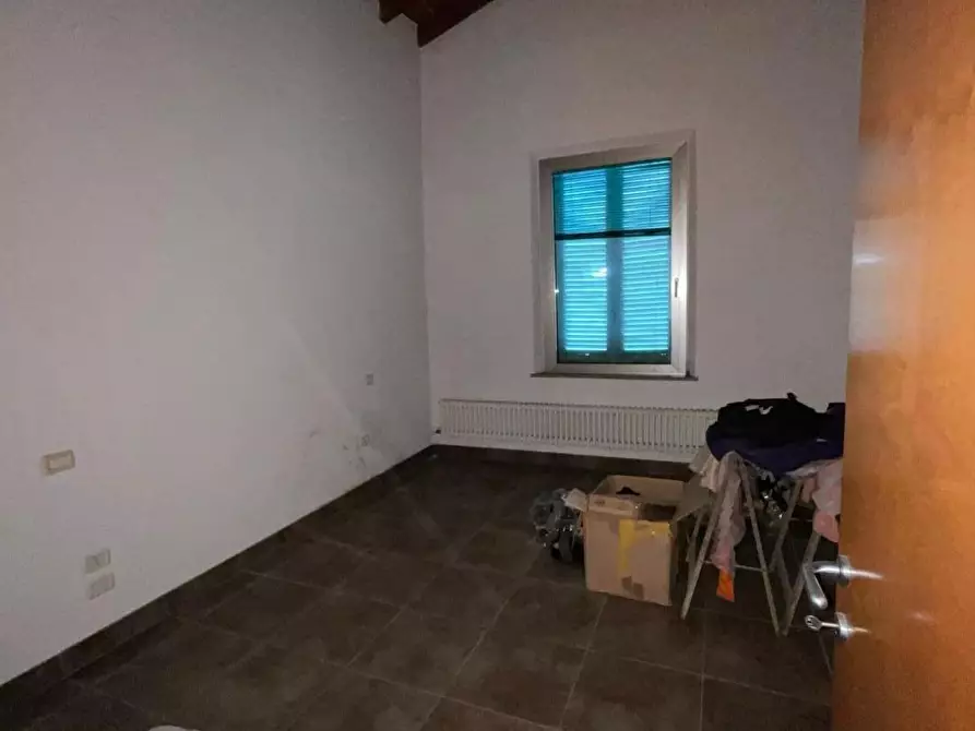 Immagine 18 di Ufficio in vendita  a Pontedera