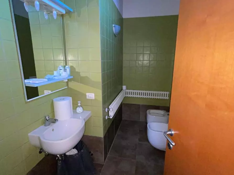 Immagine 17 di Ufficio in vendita  a Pontedera