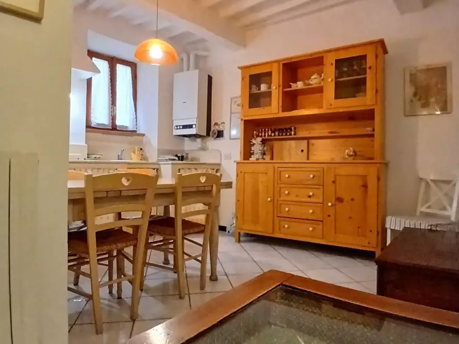 Immagine 29 di Appartamento in vendita  a Campiglia Marittima