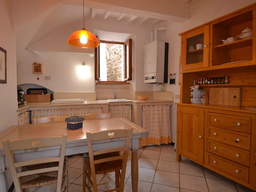 Immagine 11 di Appartamento in vendita  a Campiglia Marittima