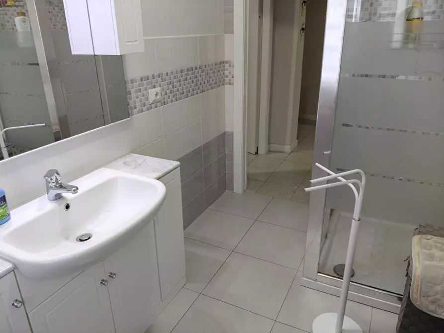 Immagine 14 di Appartamento in affitto  a Rosignano Marittimo