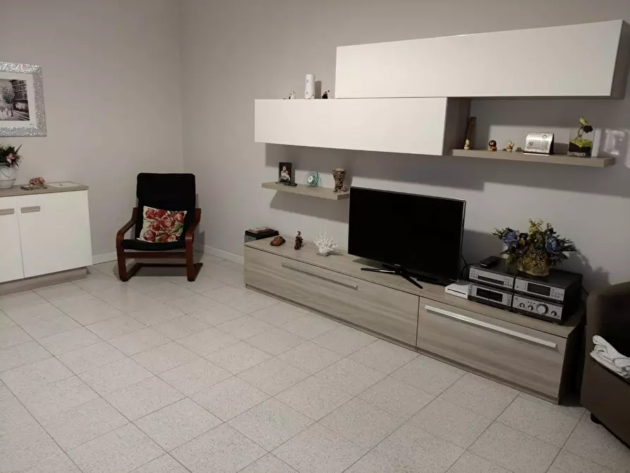 Immagine 1 di Appartamento in affitto  a Rosignano Marittimo