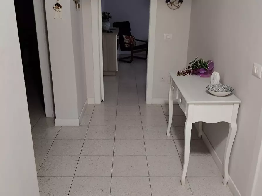 Immagine 12 di Appartamento in affitto  a Rosignano Marittimo