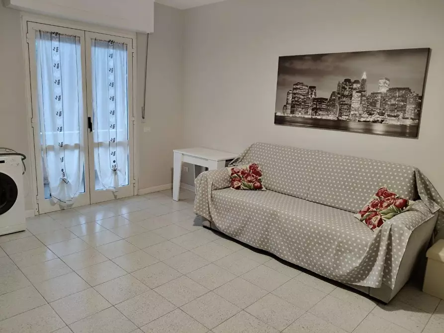 Immagine 3 di Appartamento in affitto  a Rosignano Marittimo