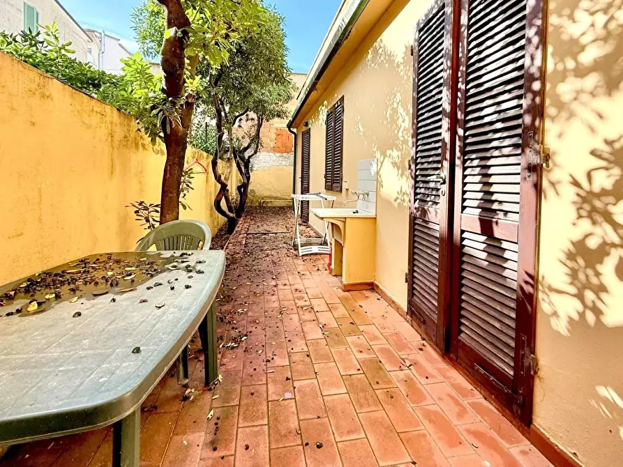 Immagine 6 di Appartamento in vendita  a Camaiore