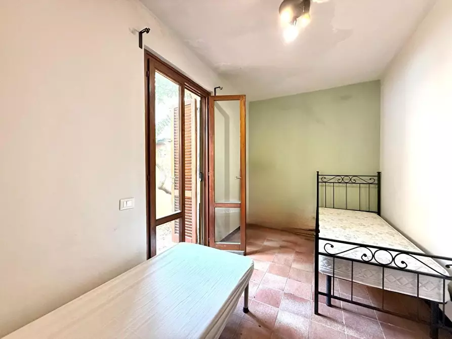 Immagine 11 di Appartamento in vendita  a Camaiore