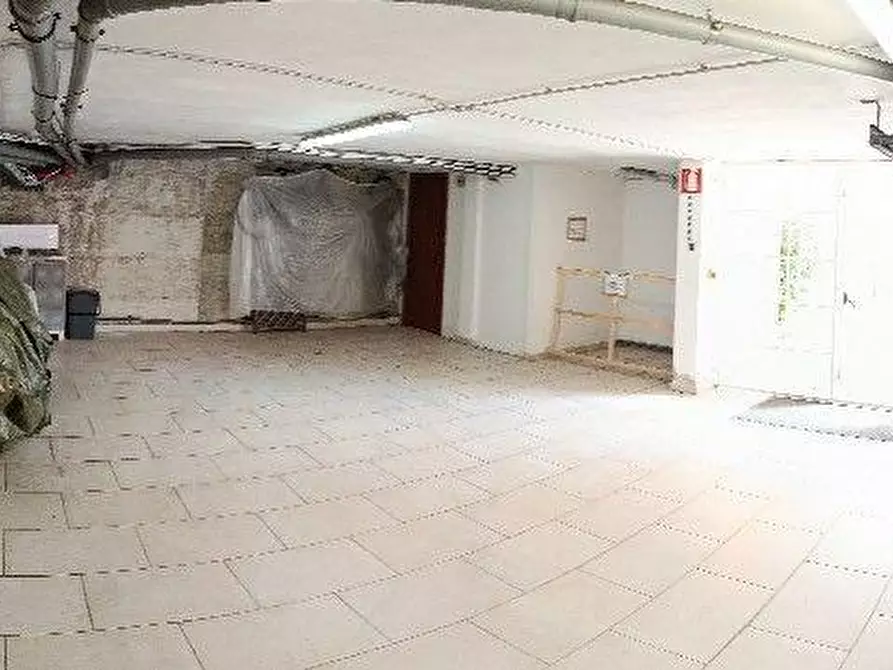 Immagine 22 di Appartamento in vendita  a Rosignano Marittimo