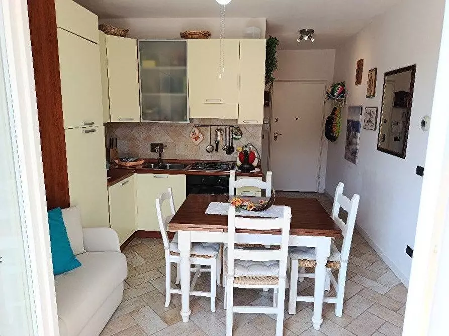 Immagine 9 di Appartamento in vendita  a Rosignano Marittimo