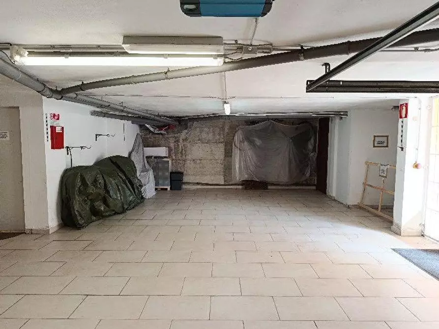 Immagine 21 di Appartamento in vendita  a Rosignano Marittimo