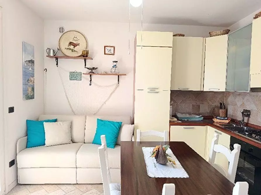 Immagine 7 di Appartamento in vendita  a Rosignano Marittimo