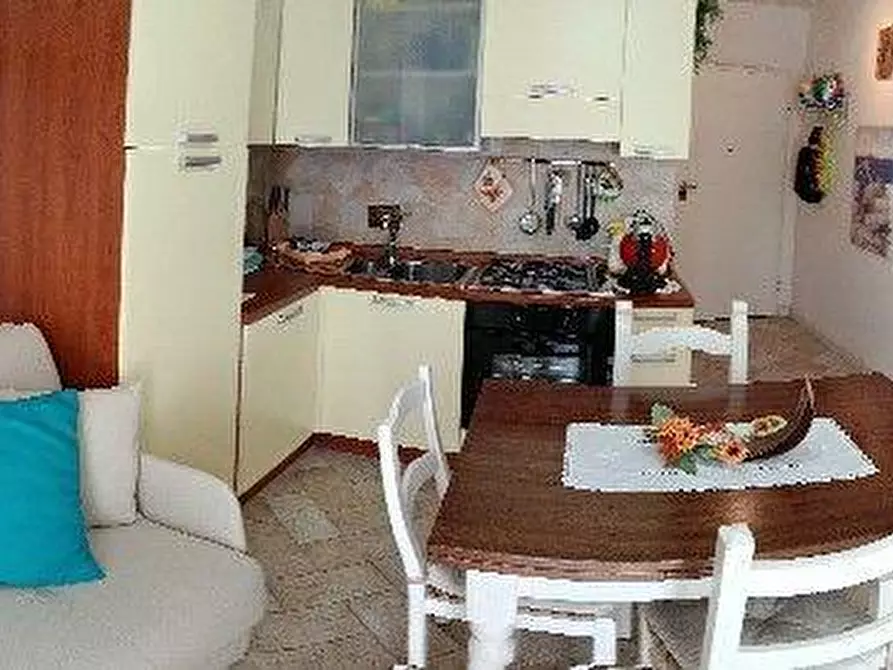 Immagine 10 di Appartamento in vendita  a Rosignano Marittimo