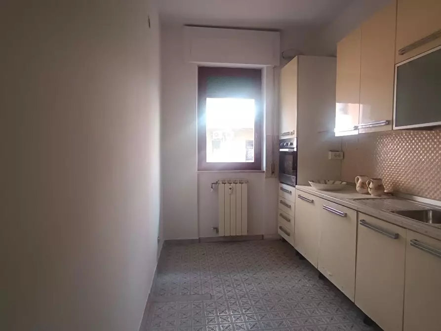 Immagine 7 di Appartamento in vendita  a Massa
