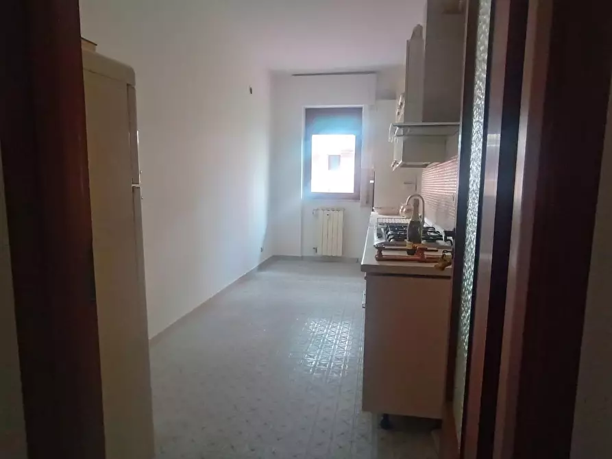 Immagine 8 di Appartamento in vendita  a Massa