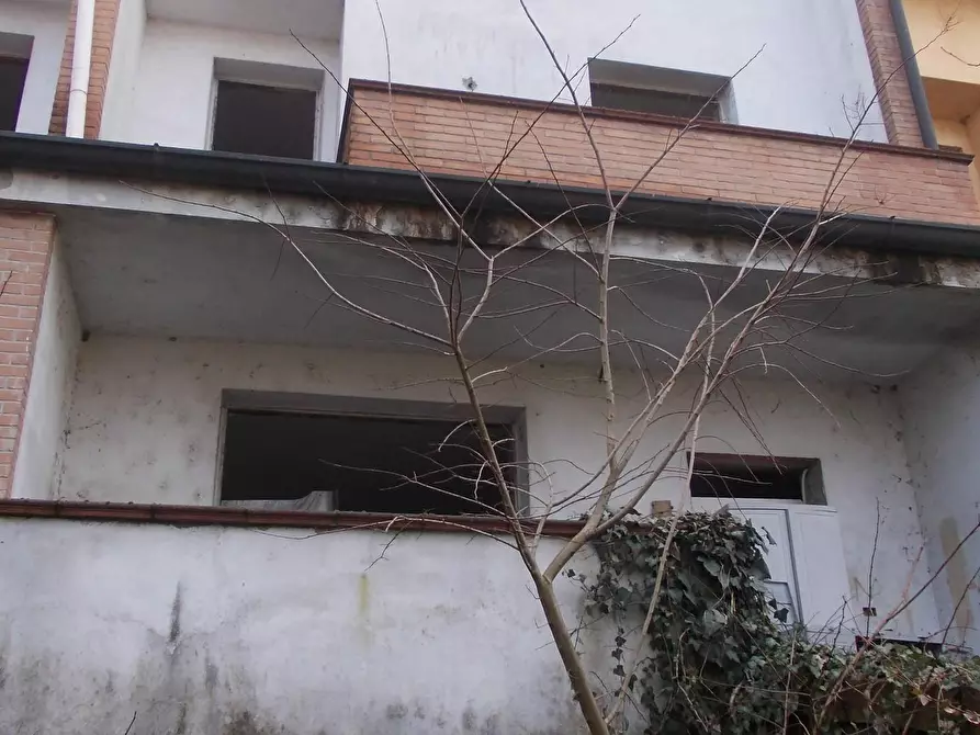 Immagine 1 di Villetta a schiera in vendita  a Assago