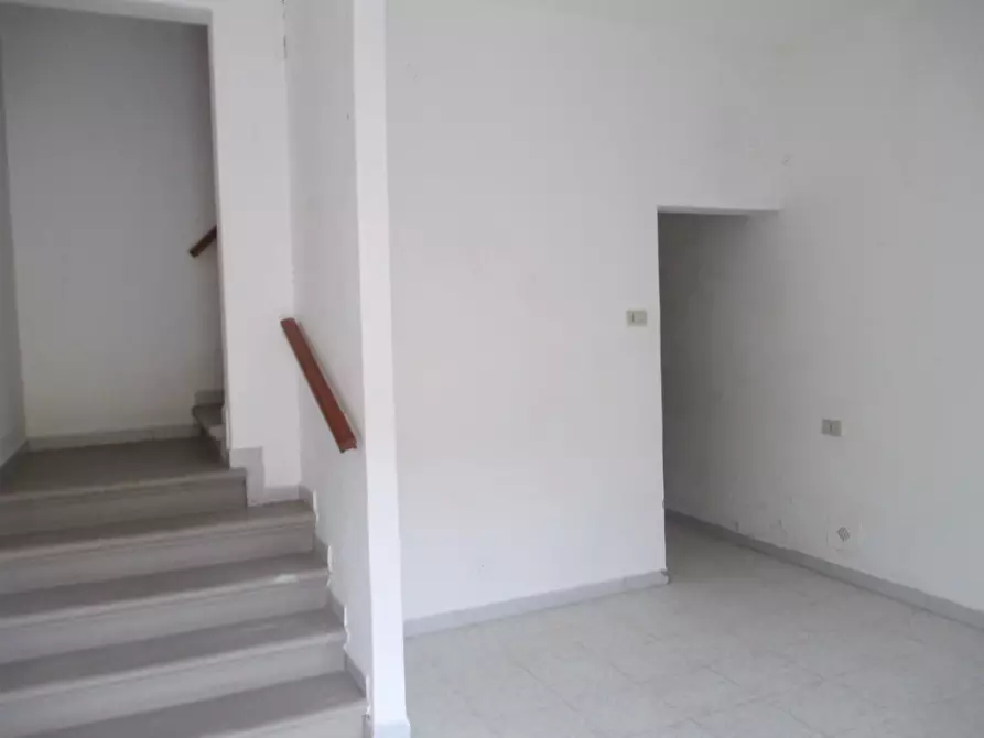 Immagine 2 di Terratetto in vendita  a Cascina