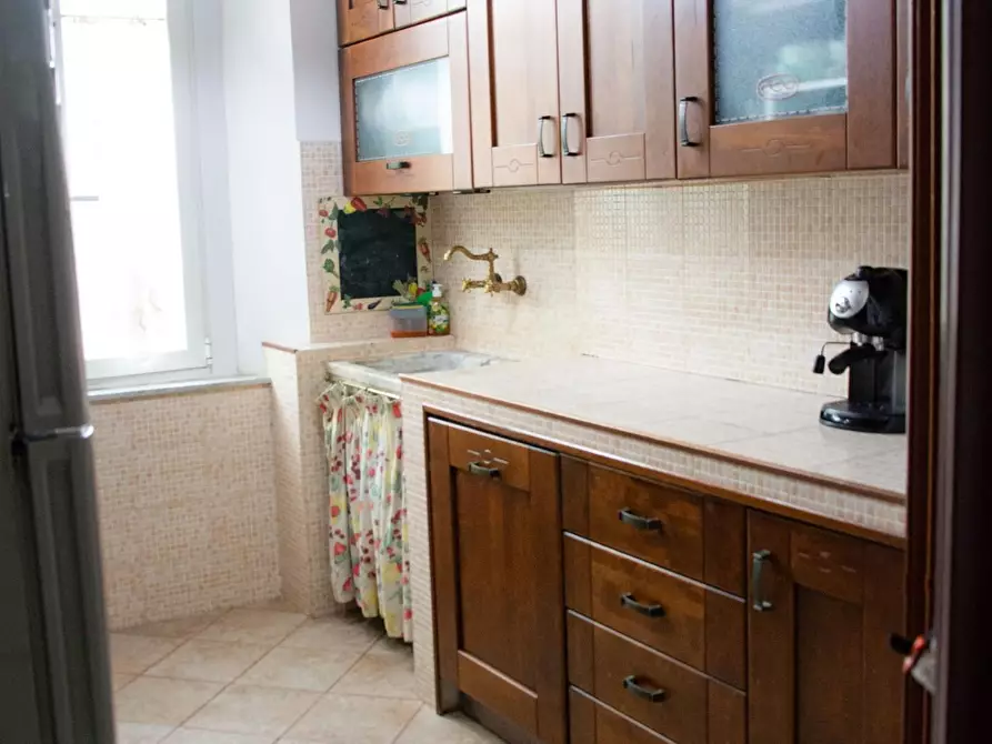 Immagine 11 di Appartamento in vendita  a Livorno