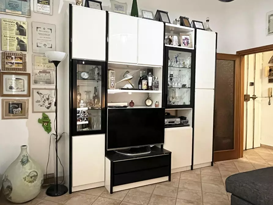 Immagine 6 di Appartamento in vendita  a Livorno